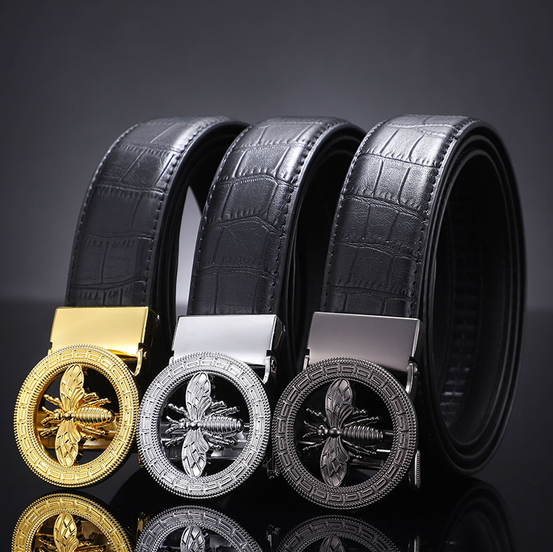 Men's Crocodile Pattern Leather Belt with Bee Buckle Design