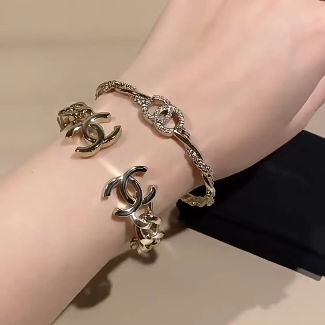 Chanel Logo Bracelet Silver Tone Fashion Jewelry for Women
