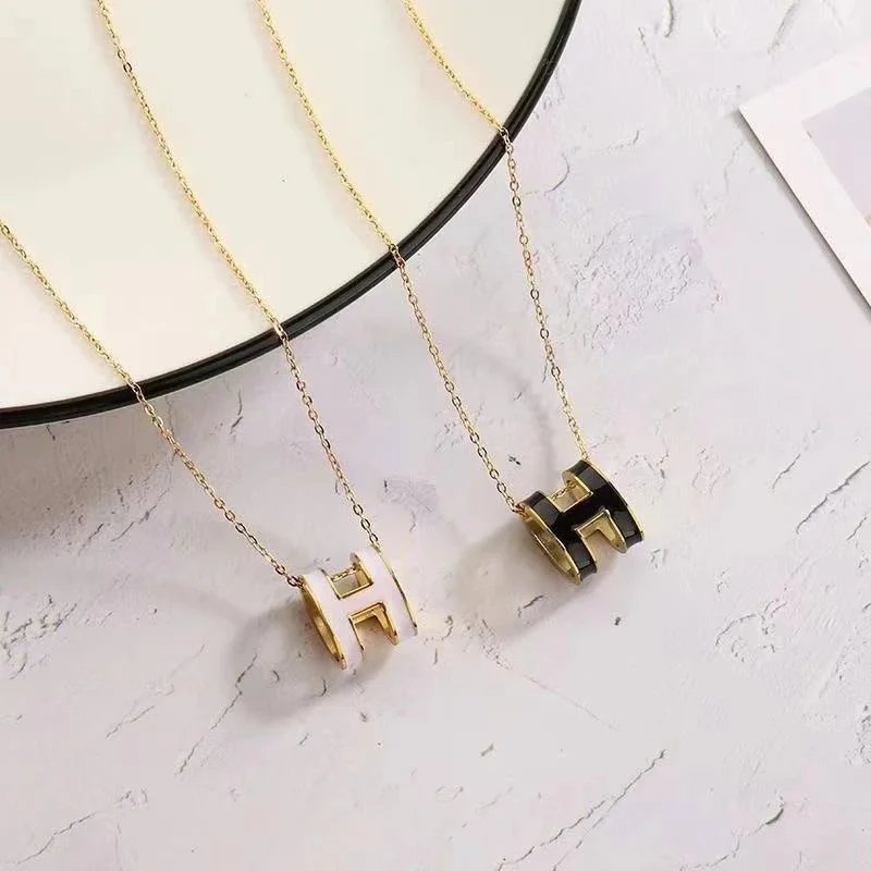 H Logo Pendant Necklace Gold Chain Jewelry for Women