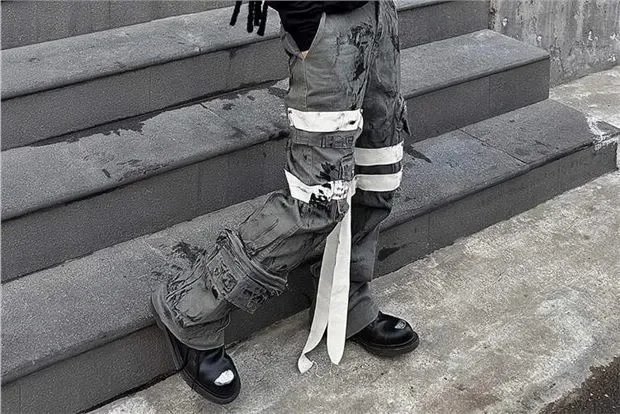 Tactical Cargo Pants with Reflective Stripes for Urban Streetwear