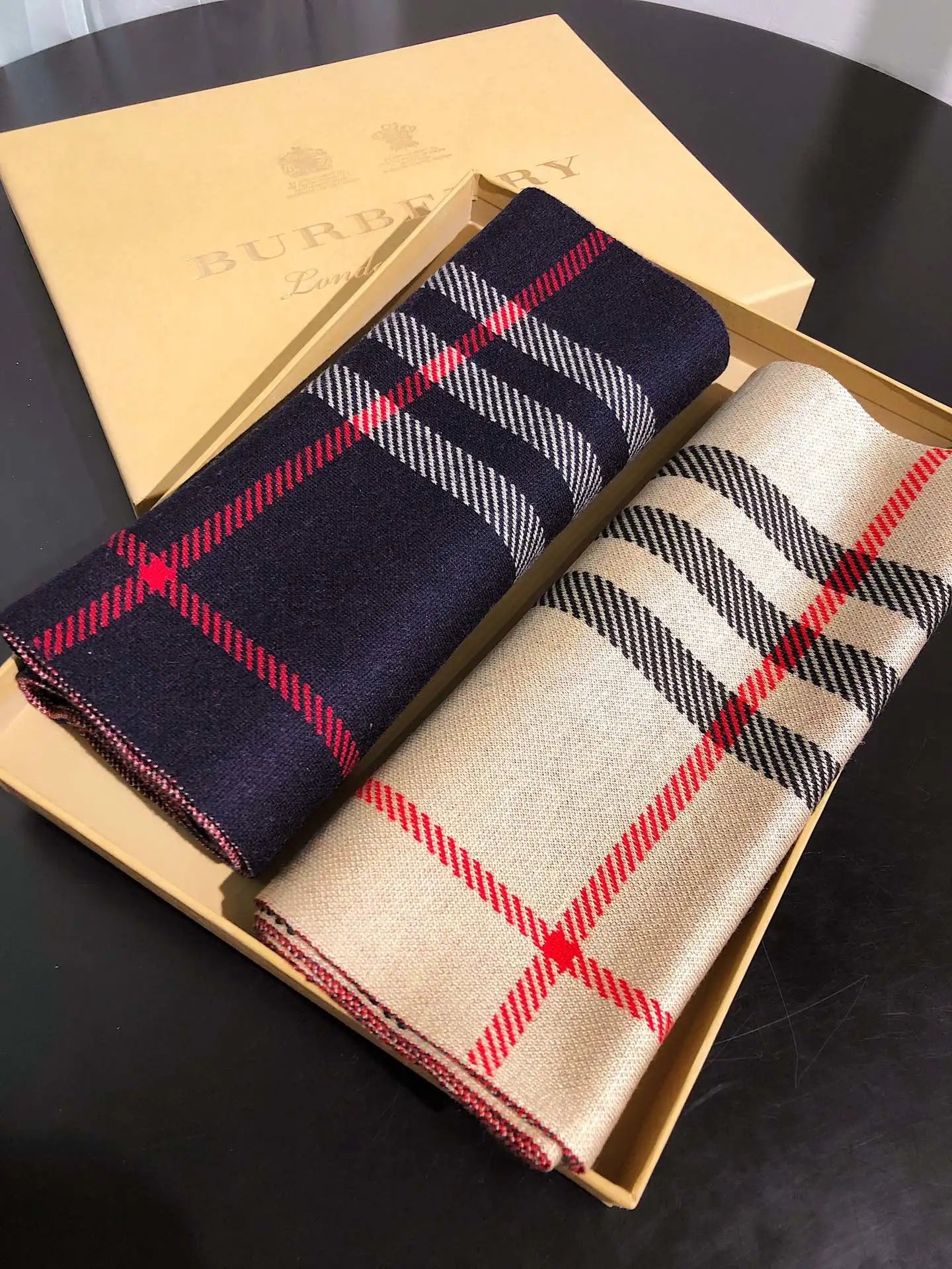 Burberry Check Pattern Scarf in Navy and Beige