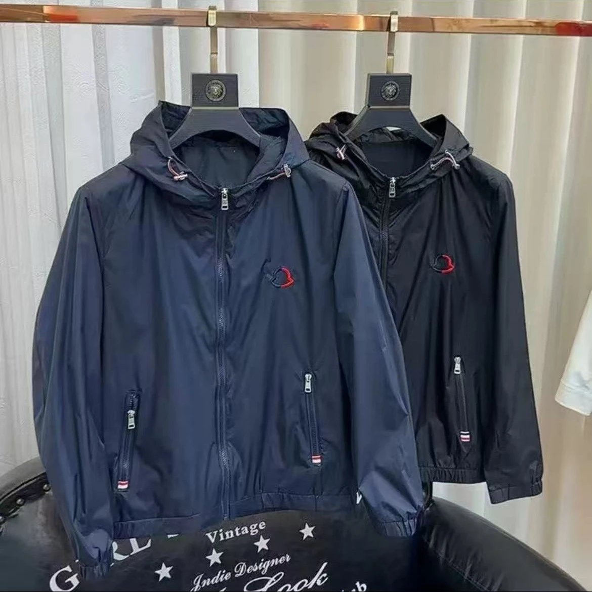 Men's Lightweight Hooded Windbreaker Jacket with Zipper Pockets