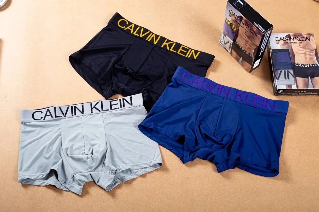 Calvin Klein Men's Boxer Briefs Underwear Set