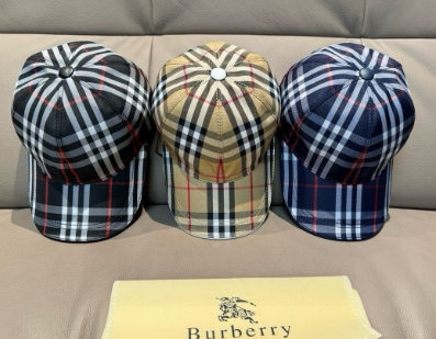 Burberry Check Pattern Baseball Caps for Men and Women