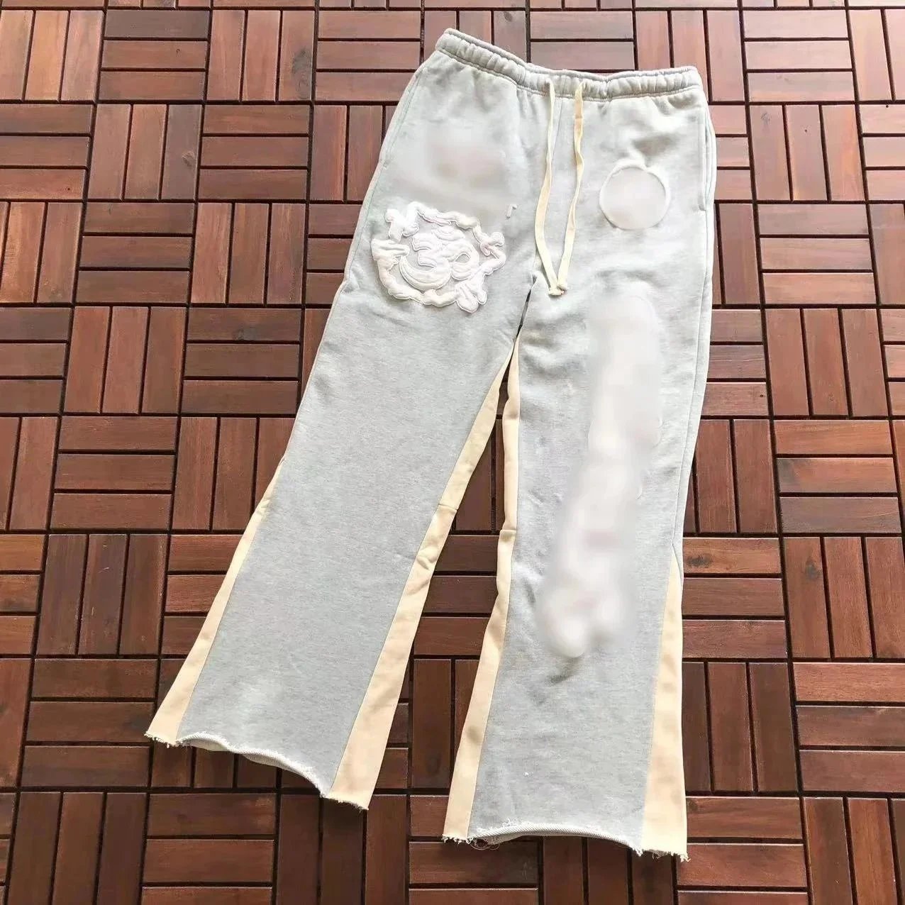 Gray Wide Leg Sweatpants with Embroidered Patch and Side Stripes