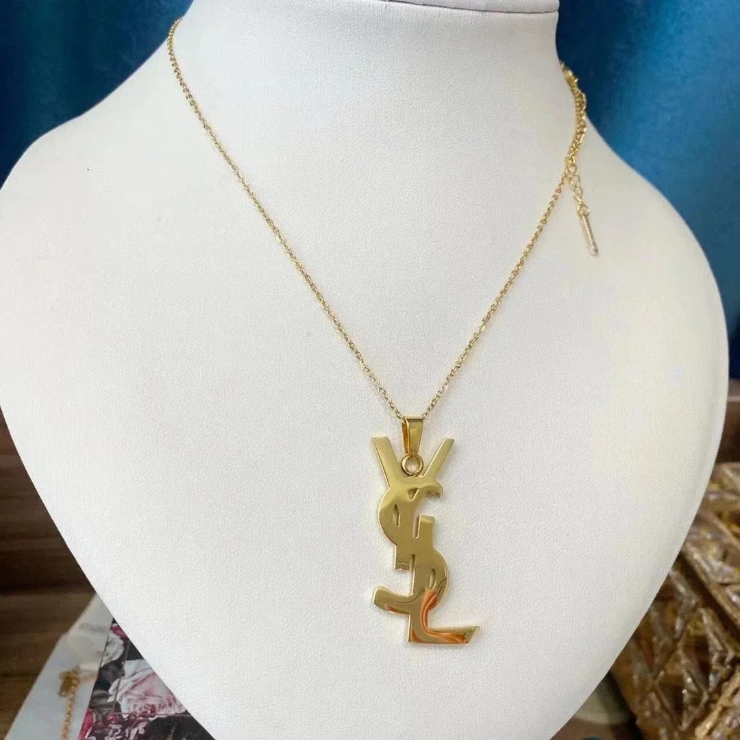 Golden YSL Logo Pendant Necklace for Women Fashion Jewelry