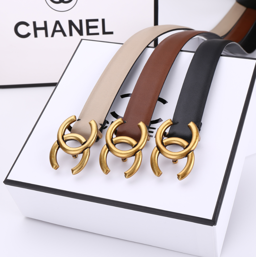 CHANEL Classic Leather Belt with Gold CC Logo Buckle