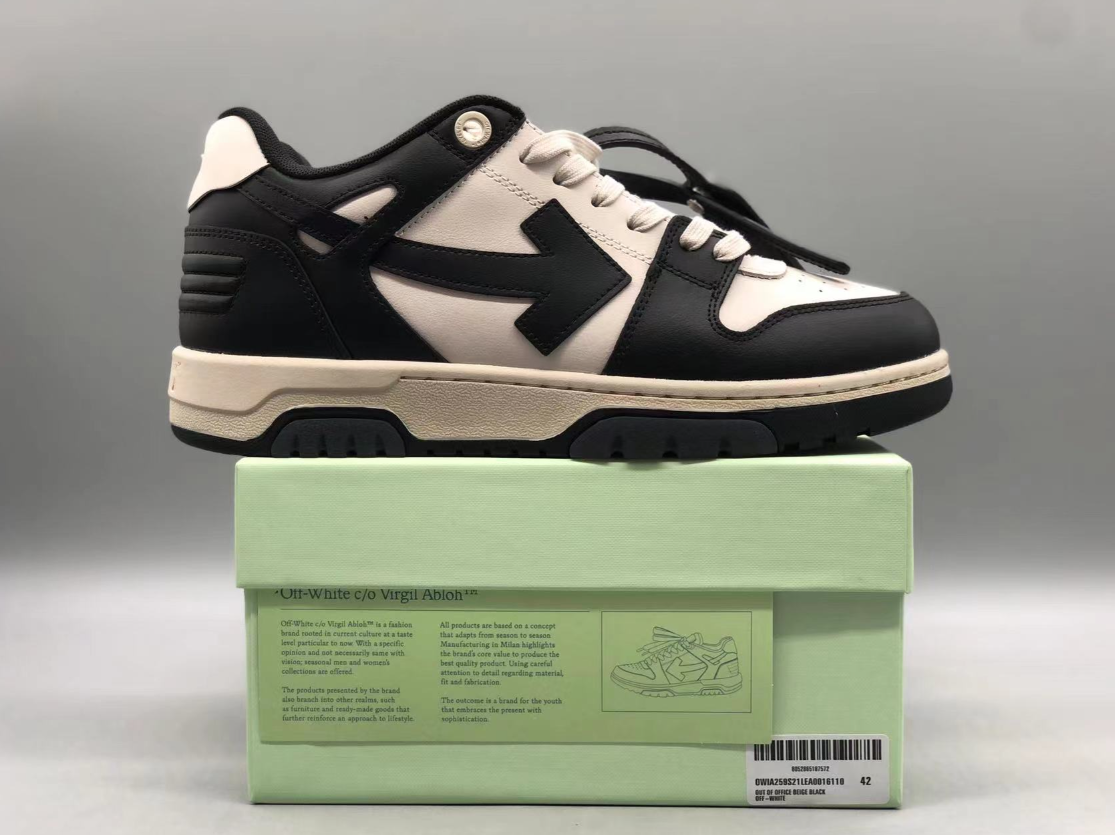 Off-White c/o Virgil Abloh x Nike Dunk Low Black White Sneakers