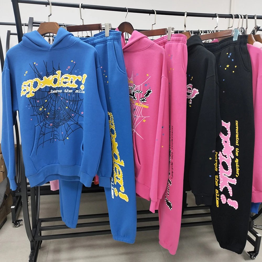 Spider! Hoodie and Pants Set - Trendy Casual Wear for Women