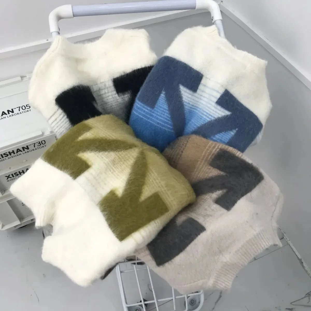 Chunky Knit Sweaters with Bold Arrow Pattern for Women