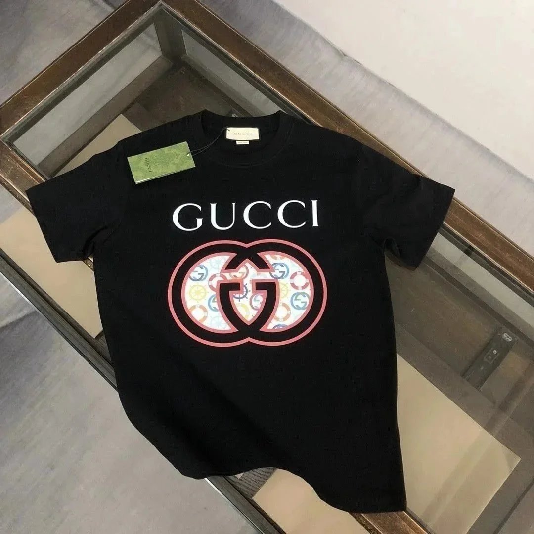 Gucci Black T-Shirt with Logo Print