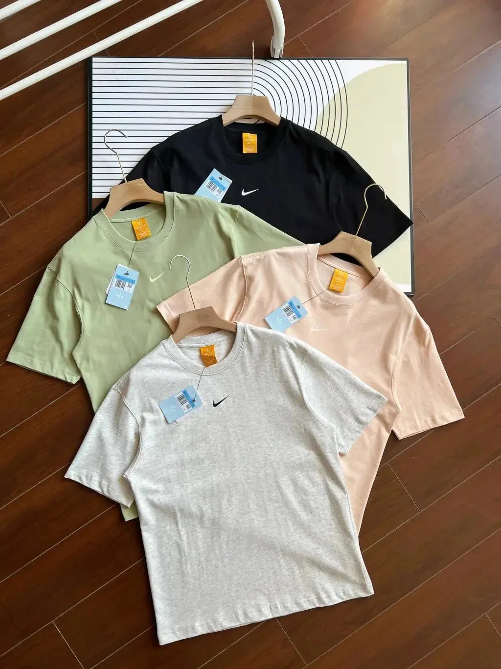 Nike Basic Crewneck T-Shirt for Men and Women
