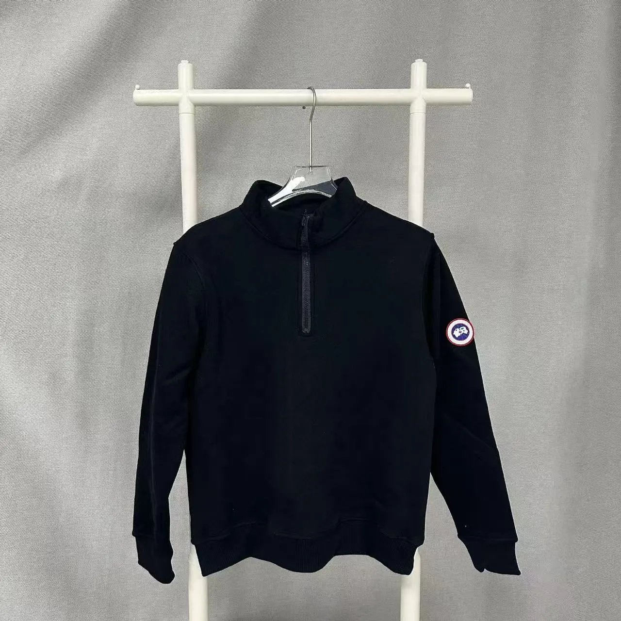 Canada Goose Black Half-Zip Sweatshirt Men's Outdoor Wear