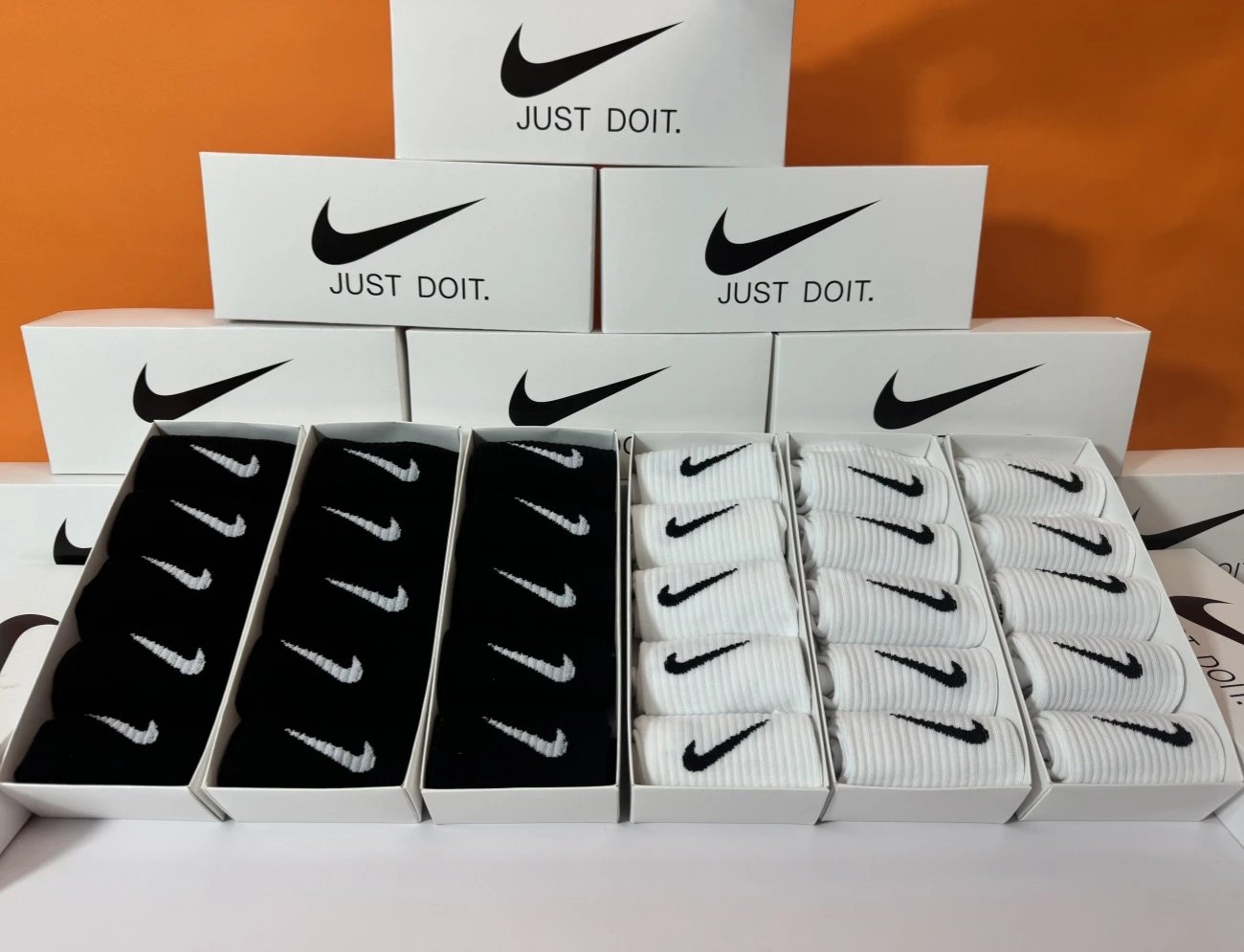 Nike Performance Crew Socks Black White Just Do It Logo