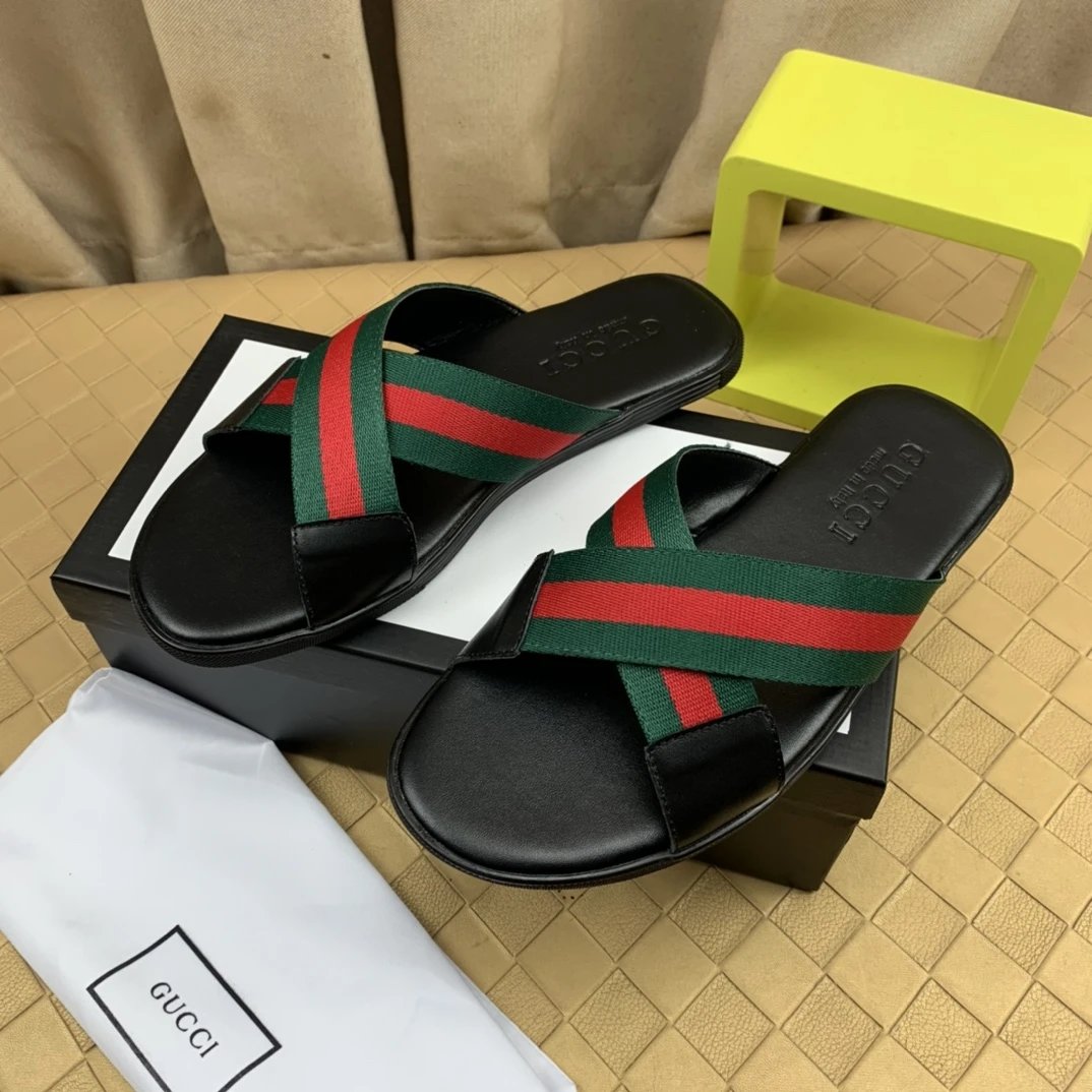 Gucci Black Leather Slide Sandals with Red and Green Webbing